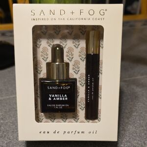 SAND + FOG Vanilla & Amber Eau de Parfum Oil Set - Black and Gold